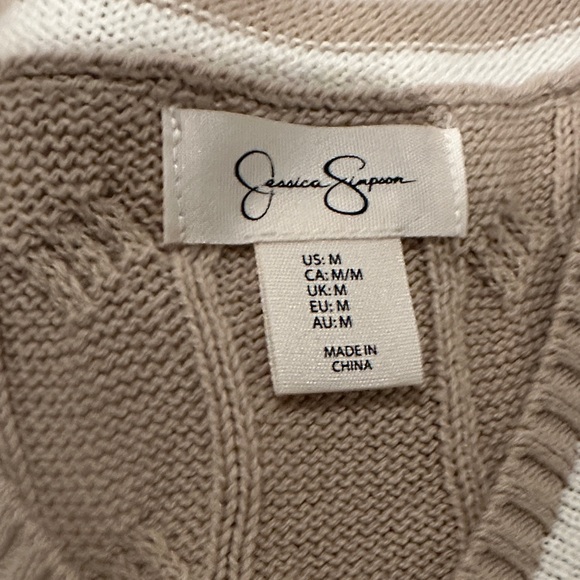 Cable Knit V-Neck Sweater Vest - Brown and White - Picture 2 of 3